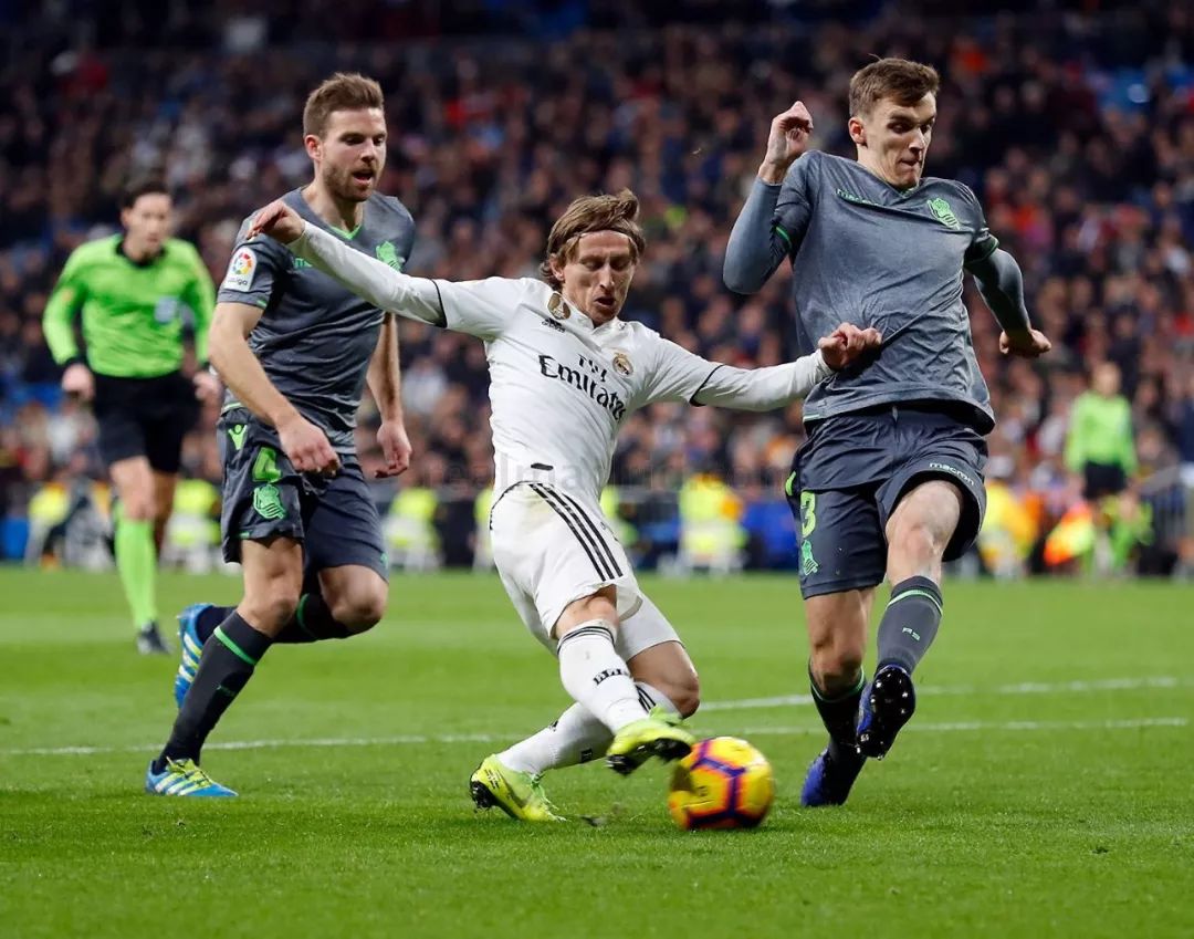 爱游戏官网-AC米兰集结日远射贴柱今晚皇家社会调整名单以备NBA常规赛，这操作让人直呼：浙江稠州围绕西甲状态回暖