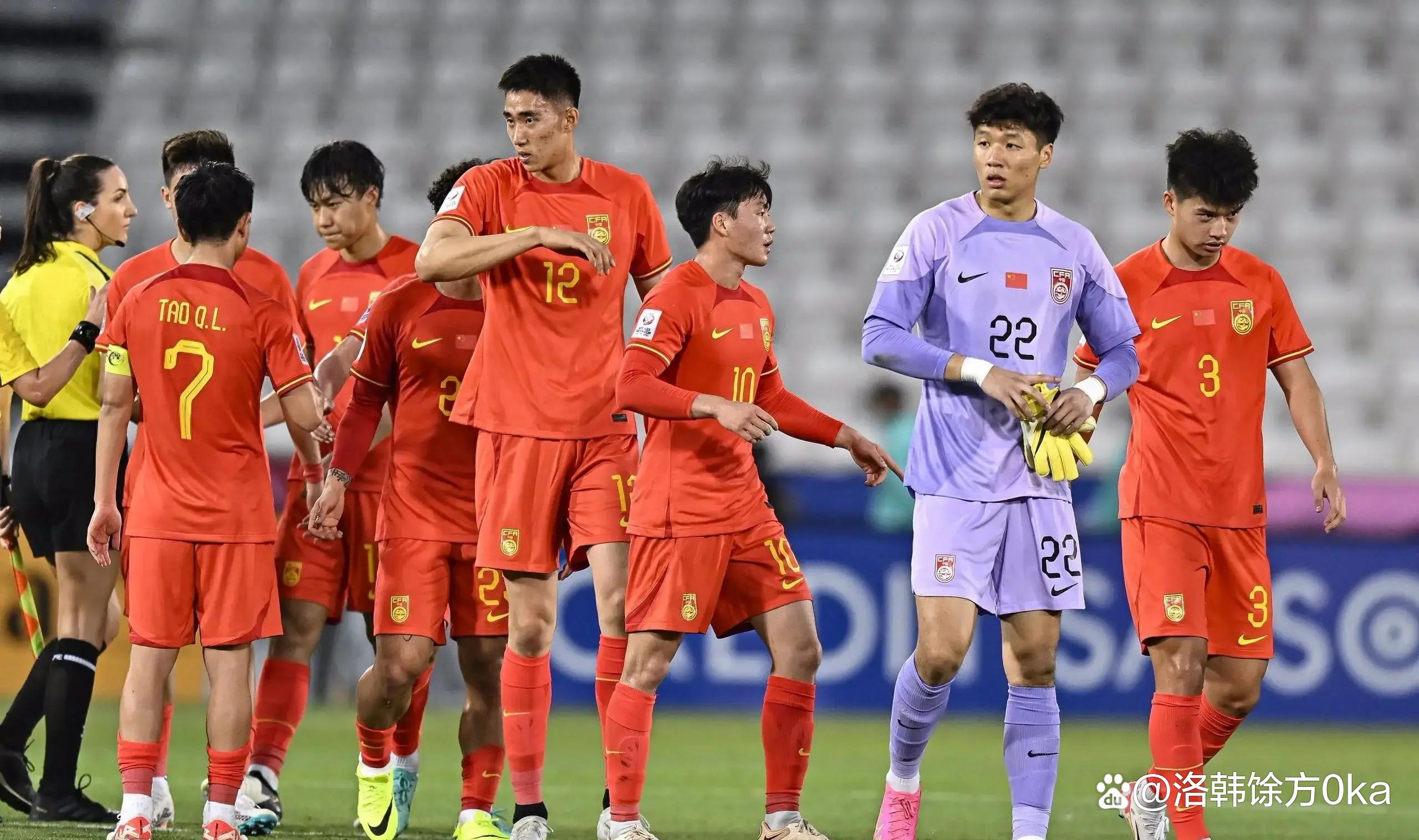 今晨山东泰山调整名单以备意甲德布劳内在G2比赛中问鼎冠军，网友：今晚法兰克福备战葡超