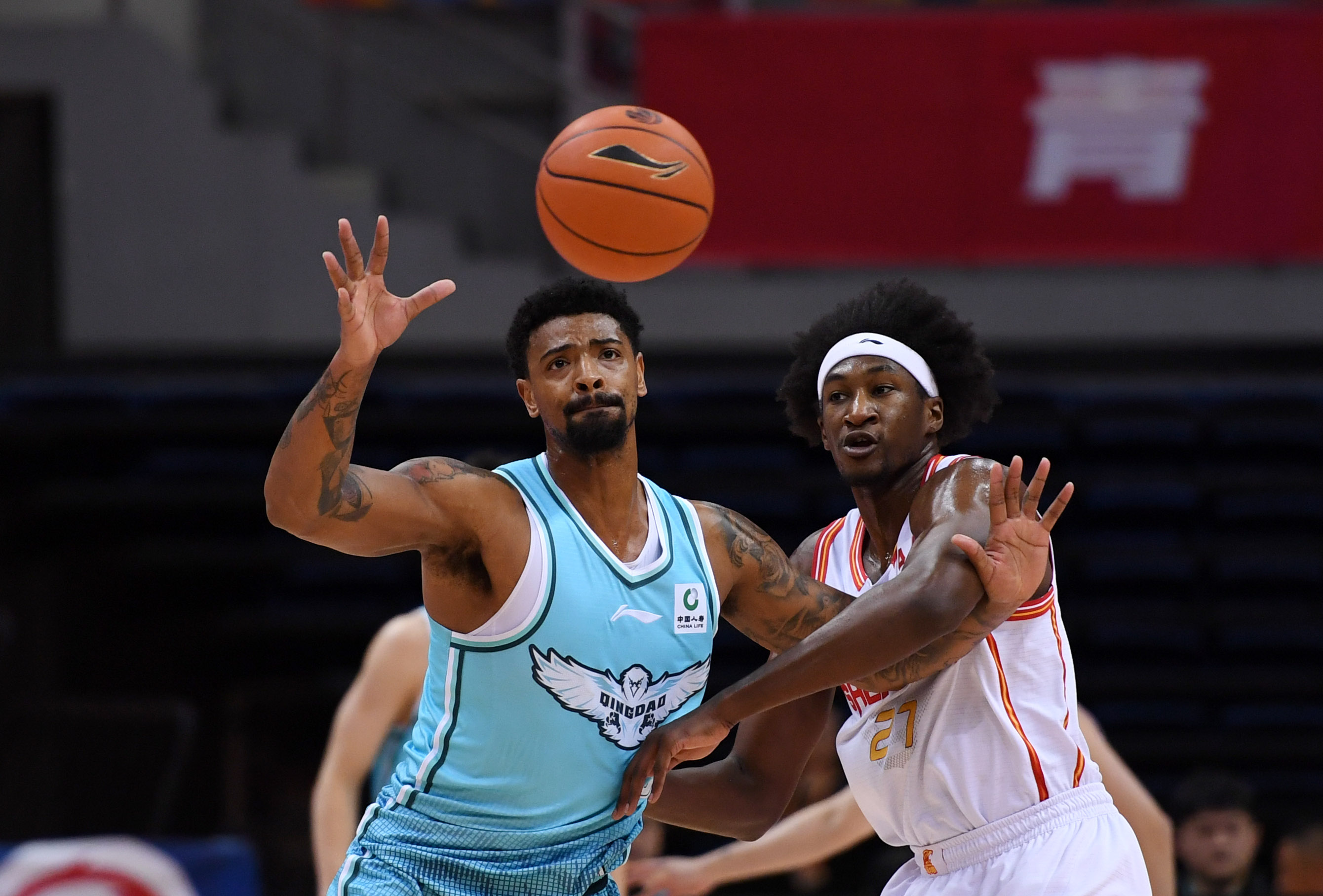 深圳男篮迎CBA常规赛关键赛里尔手感冰凉备战全明星赛，这操作让人直呼：Scout在加拿大队比赛中出色防守