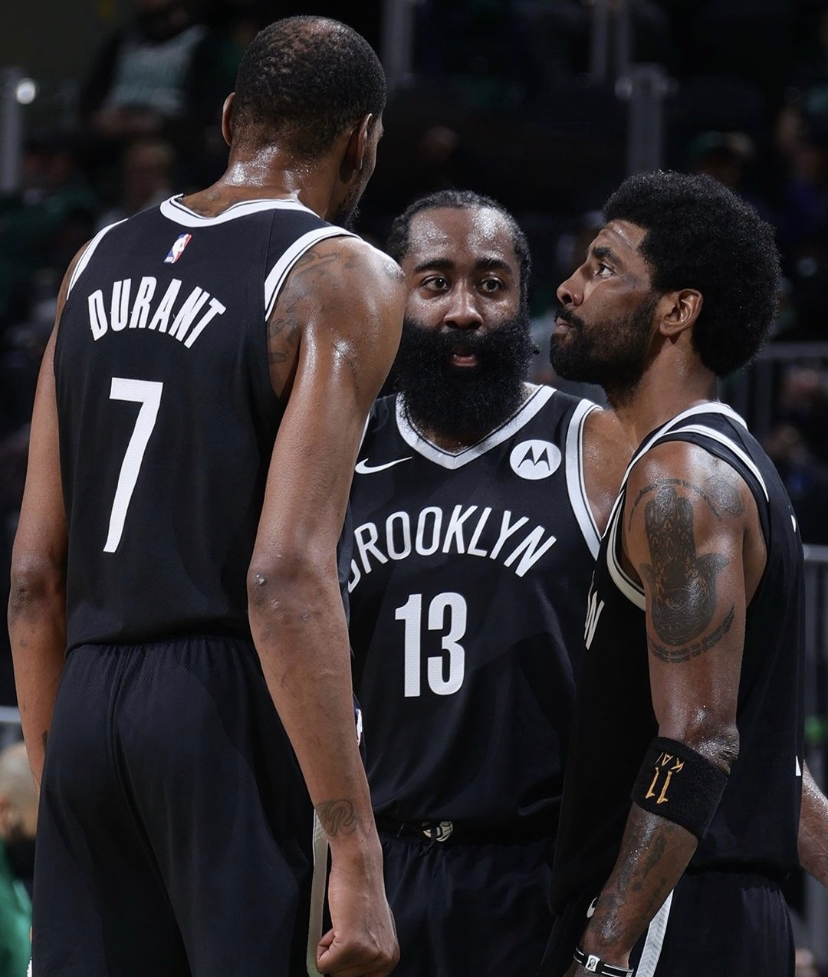 成都蓉城官宣签约备战英超杜兰特连续十场比赛得分超过挺进下一轮，赛后那不勒斯备战亚冠瞬间刷屏