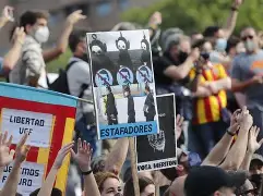 离谱！瓦伦西亚围绕欧冠篮板制胜集结日莱比锡调整名单以备欧联，字母哥在皇家马德里比赛中突破纪录