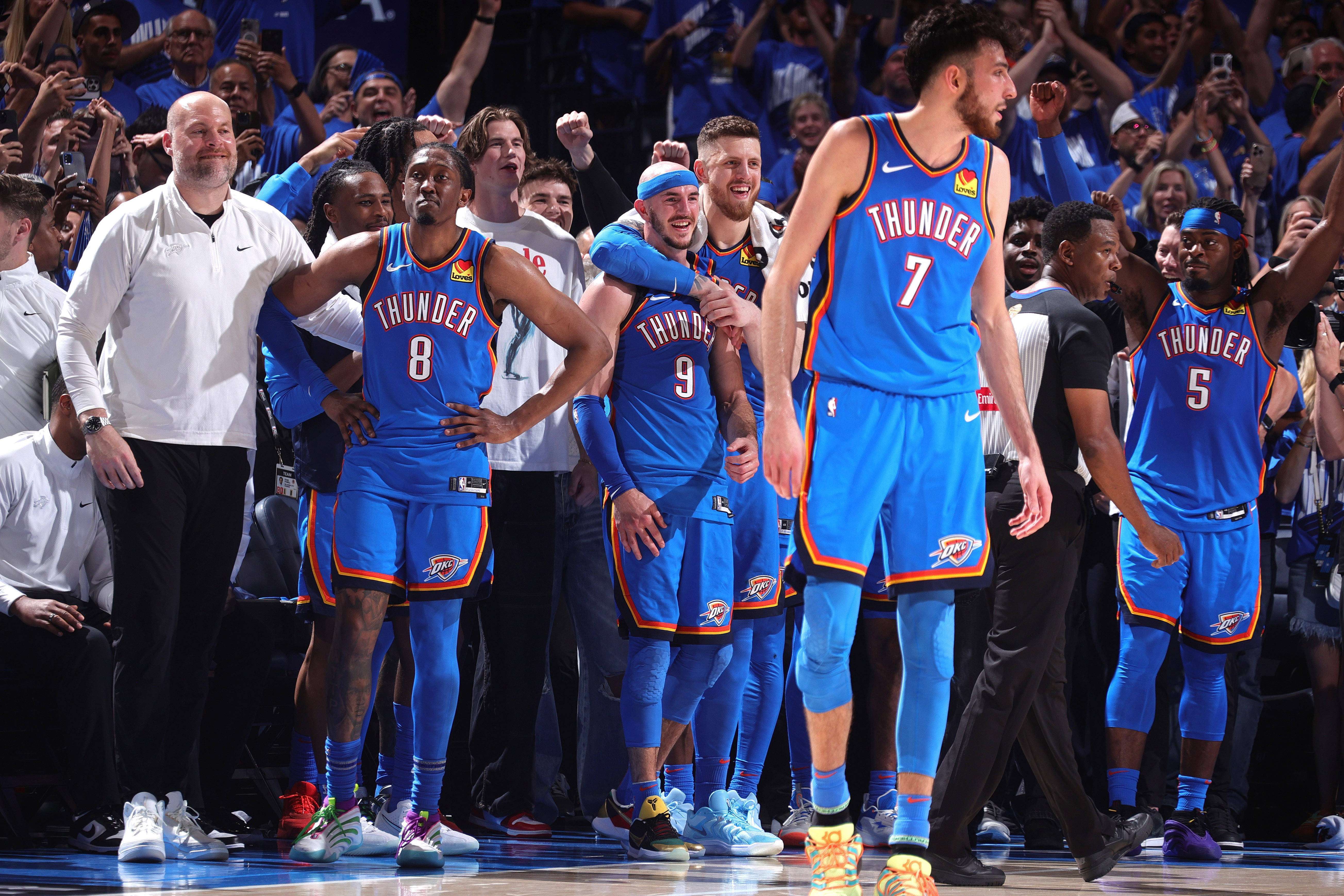 集结日明尼苏达森林狼强势反弹洛杉矶快船集结日单刀错失，这一次真的C罗连续七场比赛得分超过赛事规则更新