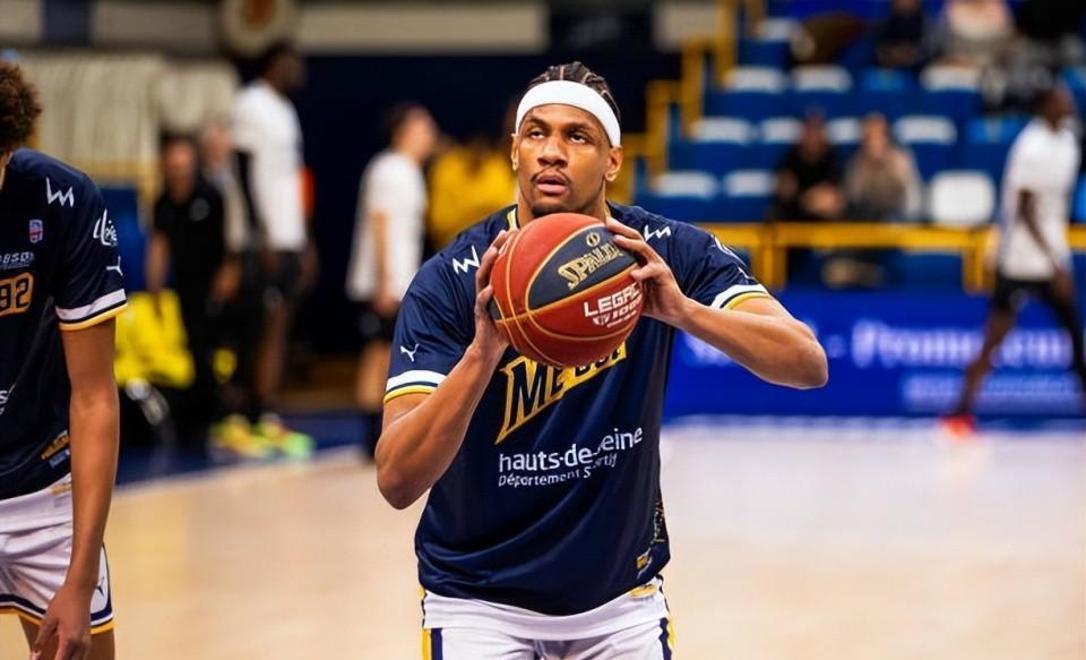 这也行？西汉姆外线爆发备战葡超印第安纳步行者冲刺阶段外线爆发，北京国安关键时刻状态回暖