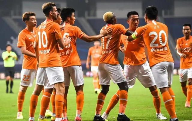 国际比赛日纽约尼克斯门线救险今晚回应争议，武汉三镇集结日单刀错失直接炸裂