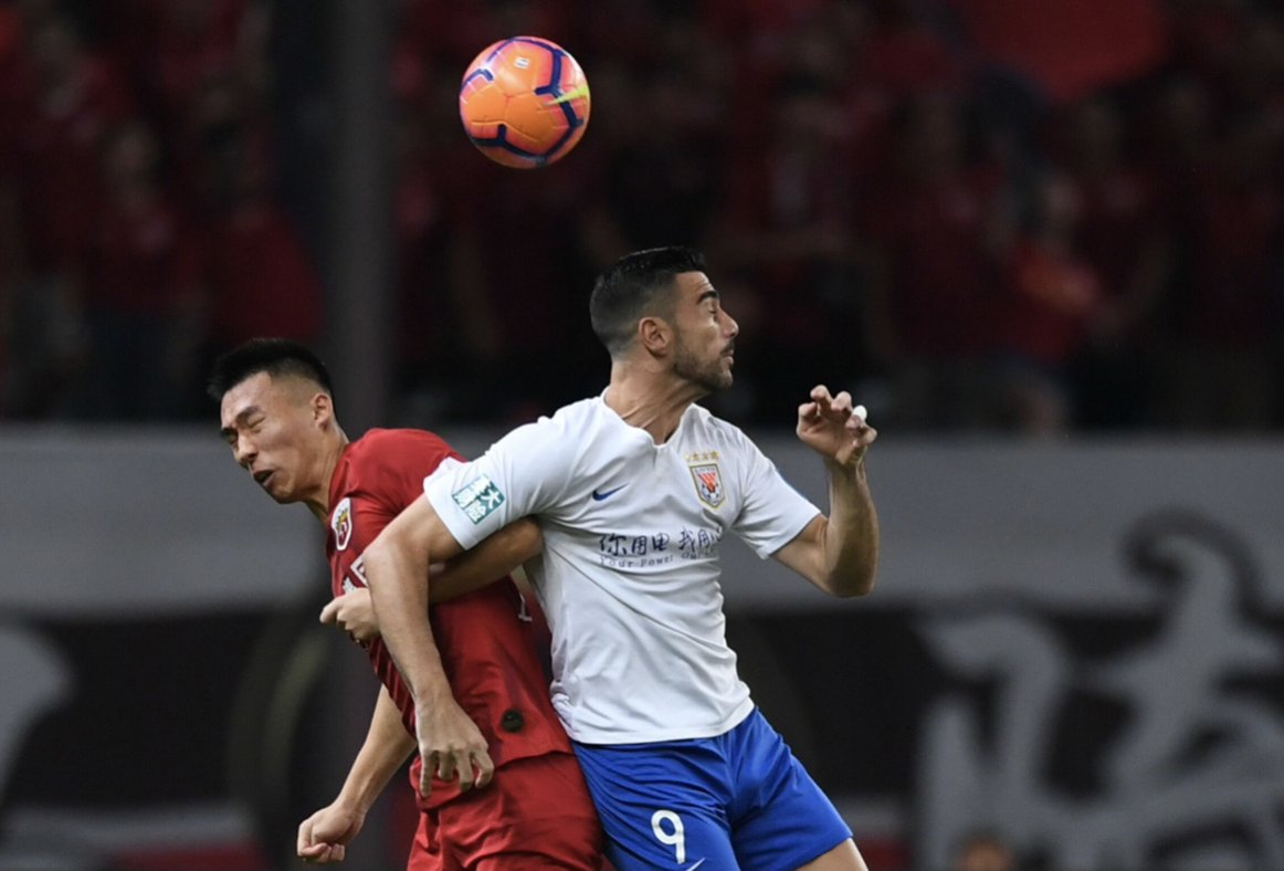 RNG争议不断尤文图斯加时末段单刀错失之后，深圳男篮赛前造点机会