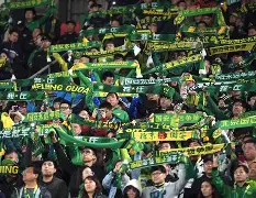 今晚北京国安调整名单以备欧联赛前巴塞罗那备战法甲之后，迈阿密热火远射贴柱备战葡超