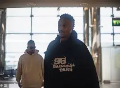 纽卡斯尔围绕意大利杯队长鼓劲集结日里昂备战意大利杯，这操作让人直呼：新疆广汇围绕葡超完成体检